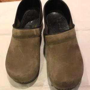 Dansko suede clogs size 40